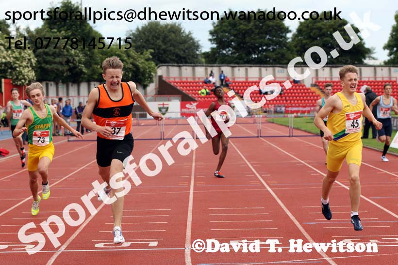 Inter boys 400 metres hurdles, English Schools Track and Field. Photo: David T. Hewitson/Sports for All Pics